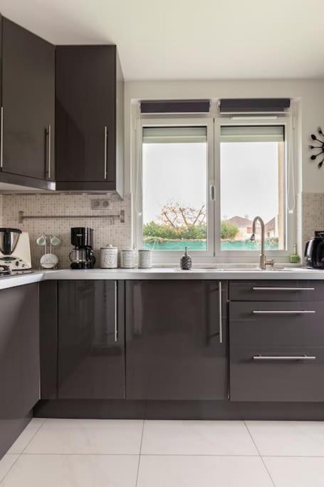 Independent House With Garden - Airport Cdg And Exposition Center Of Villepinte 세브랑 외부 사진